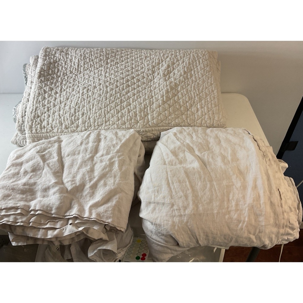 Bella Notte Grey / tan 100% linen Queen quilted coverlet/ bedspread + bed skirt